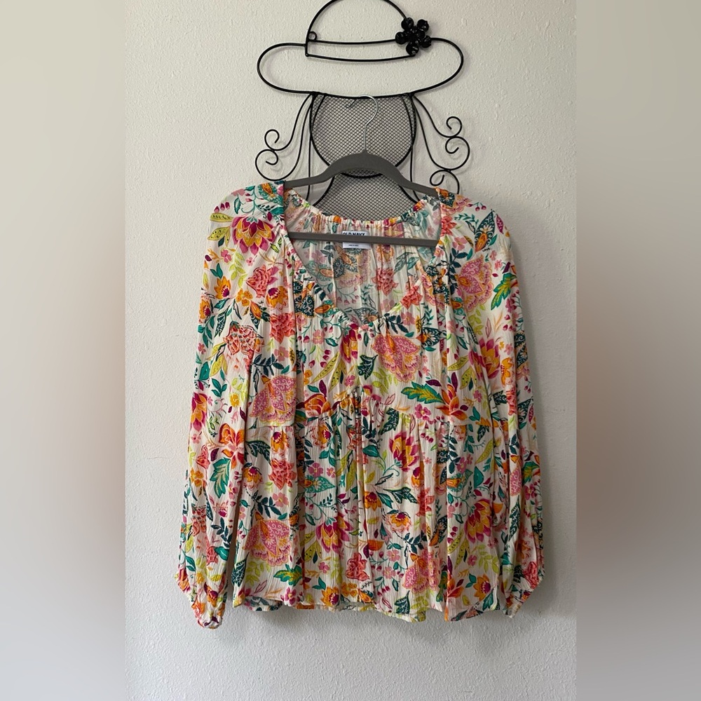 Old Navy Long Sleeved Top